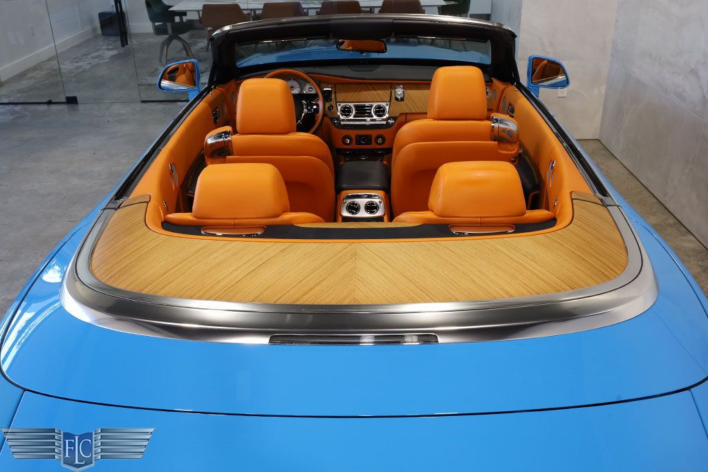 2018 Rolls-Royce Dawn Convertible - 22365071 - 16