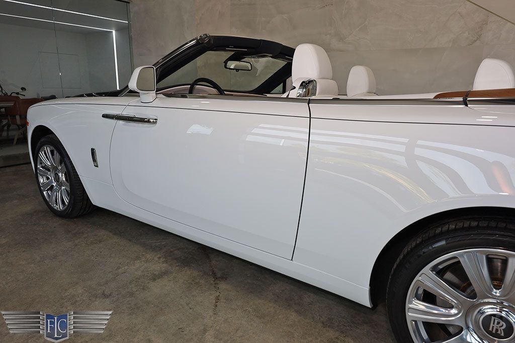 2018 Rolls-Royce Dawn Convertible - 22503993 - 13