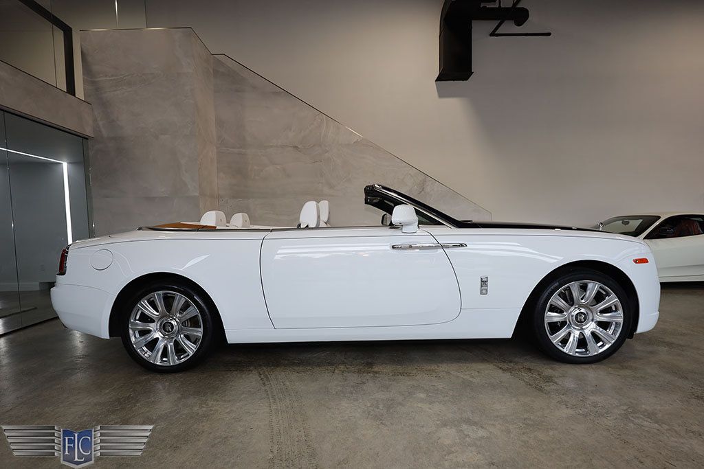 2018 Rolls-Royce Dawn Convertible - 22503993 - 1