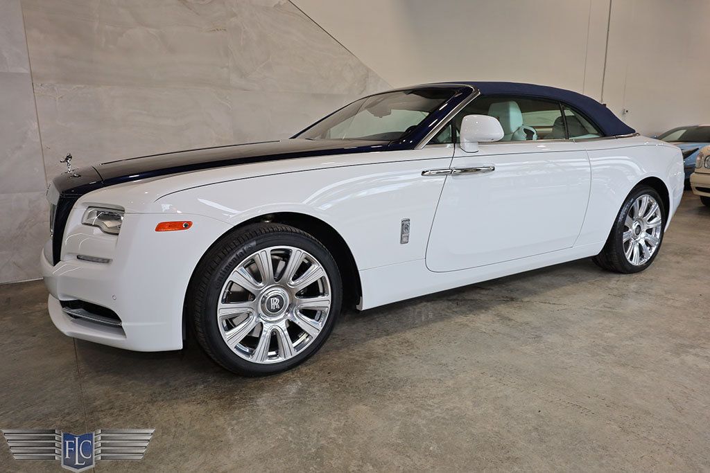 2018 Rolls-Royce Dawn Convertible - 22503993 - 3