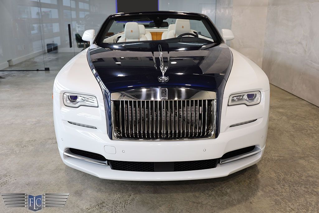 2018 Rolls-Royce Dawn Convertible - 22503993 - 6