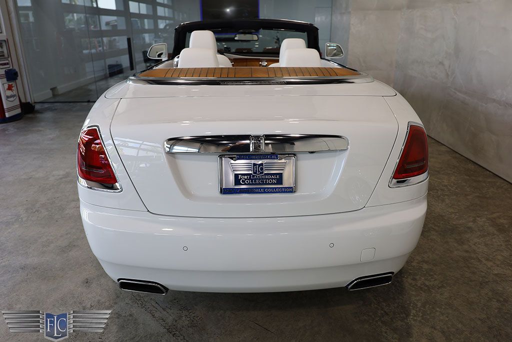 2018 Rolls-Royce Dawn Convertible - 22503993 - 7