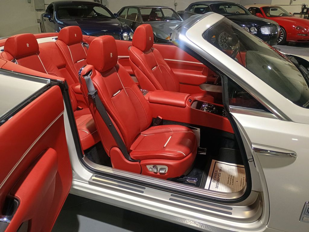 2018 Rolls-Royce Dawn Convertible Clean Carfax Florida Car - 22957005 - 30