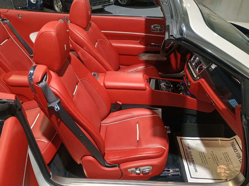 2018 Rolls-Royce Dawn Convertible Clean Carfax Florida Car - 22957005 - 31