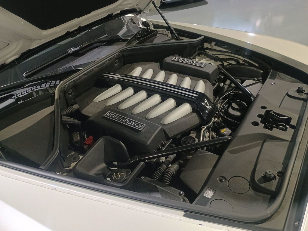2018 Rolls-Royce Dawn Convertible Clean Carfax Florida Car - 22957005 - 37