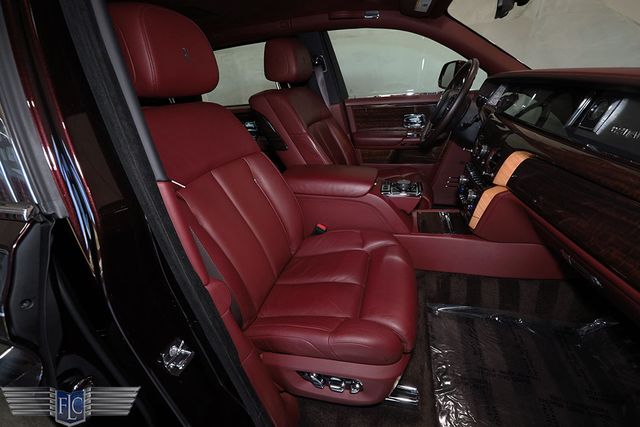 2018 Rolls-Royce Phantom Extended Wheelbase Sedan - 23067531 - 17