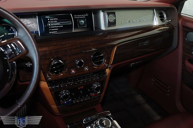2018 Rolls-Royce Phantom Extended Wheelbase Sedan - 23067531 - 39