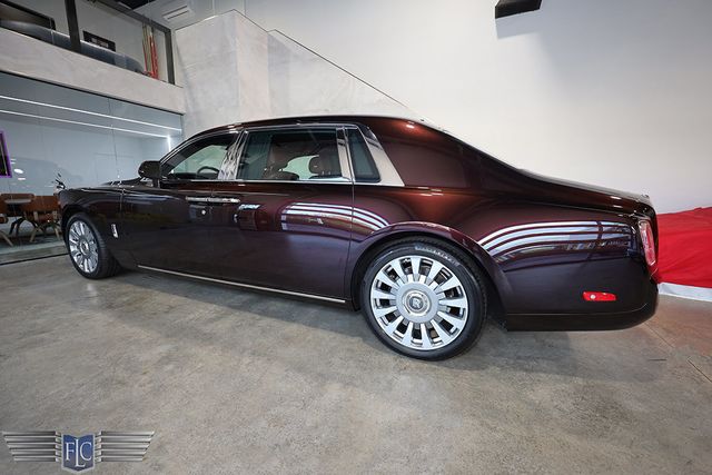 2018 Rolls-Royce Phantom Extended Wheelbase Sedan - 23067531 - 4