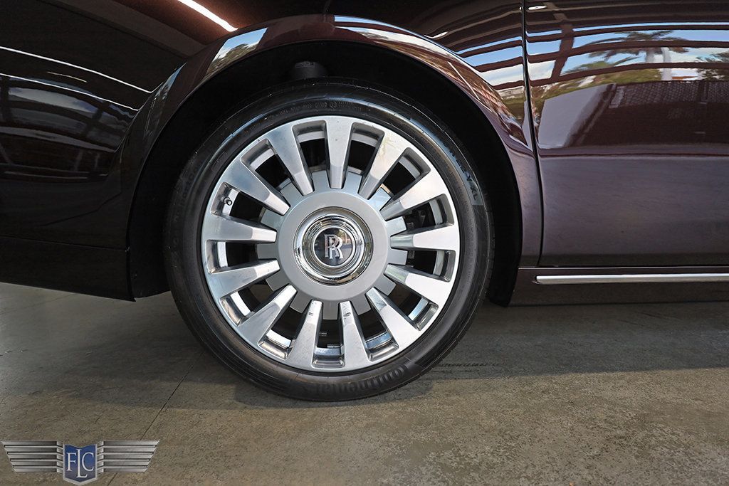 2018 Rolls-Royce Phantom Extended Wheelbase Sedan - 23067531 - 50