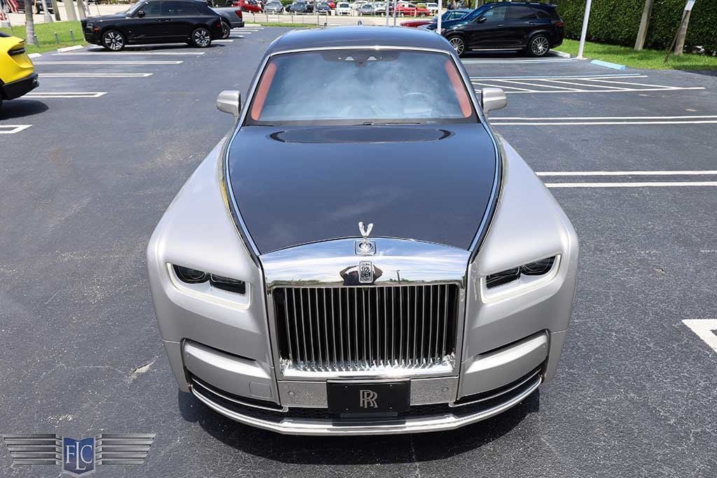 2018 Rolls-Royce Phantom Sedan - 22550698 - 10