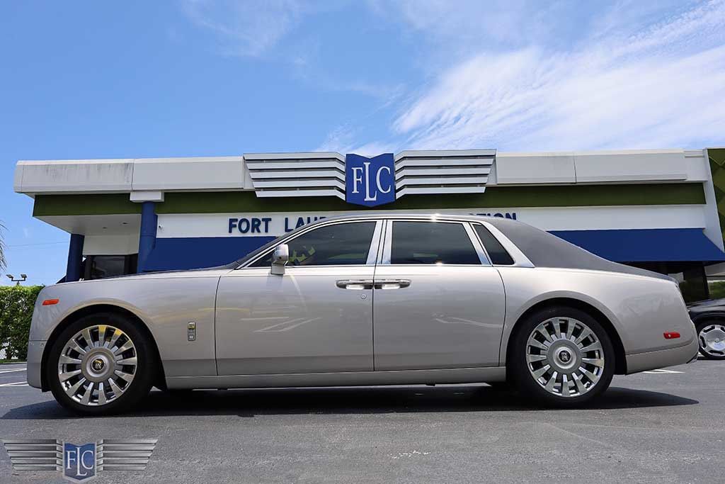 2018 Rolls-Royce Phantom Sedan - 22550698 - 61