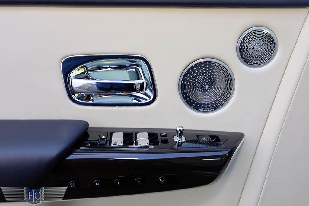 2018 Rolls-Royce Phantom Sedan - 22718398 - 12