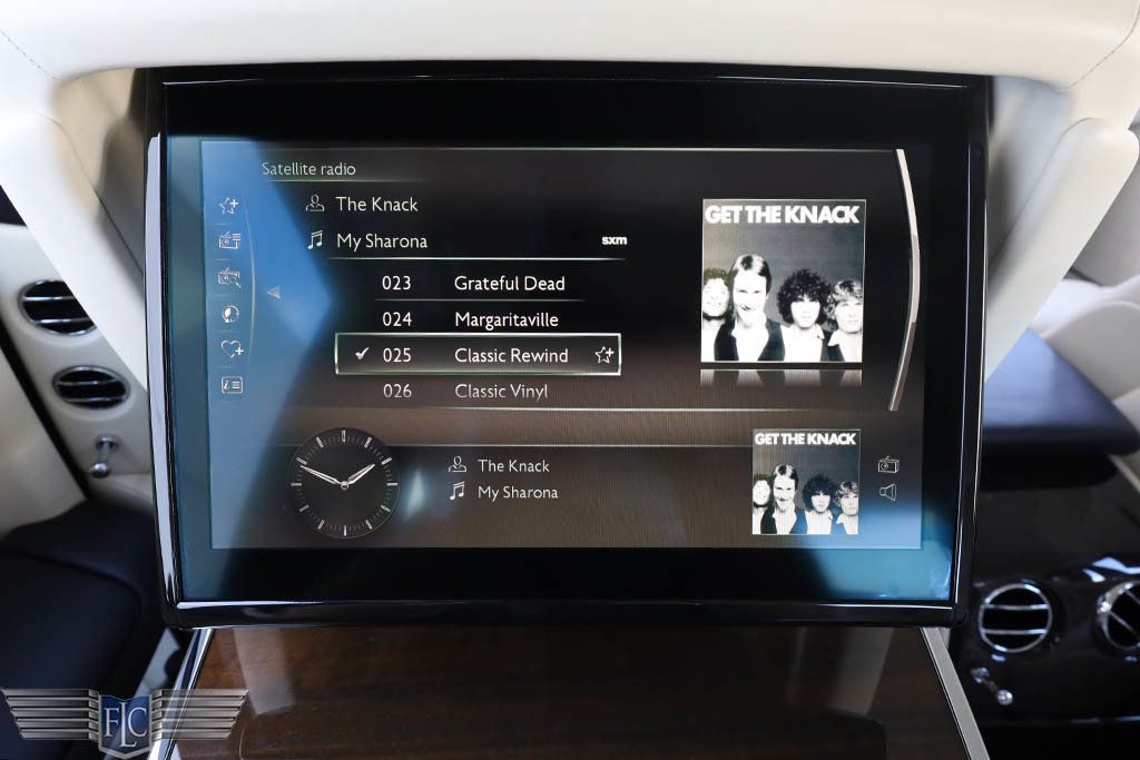 2018 Rolls-Royce Phantom Sedan - 22718398 - 28