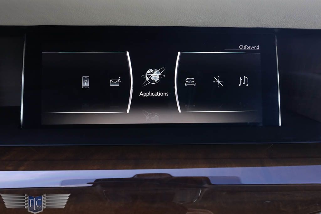 2018 Rolls-Royce Phantom Sedan - 22718398 - 36