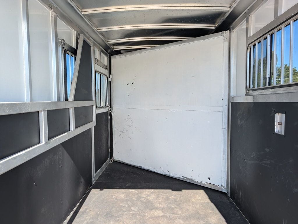 2018 Shadow 2 Horse Slant with Drop Feed Windows & Ramp  - 22936505 - 7