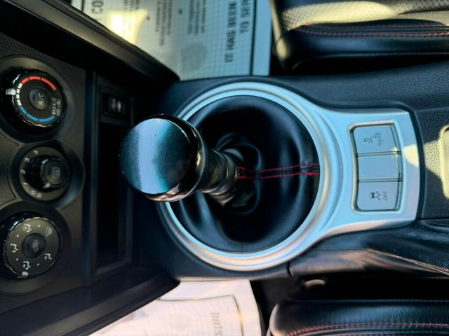 2018 Subaru BRZ Premium Manual - 22974382 - 25