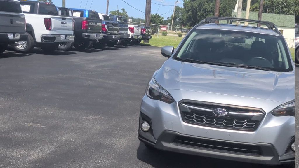 Subaru Crosstrek photo 3