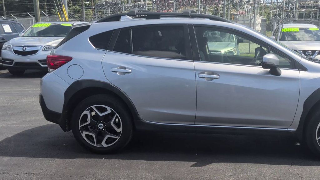 Subaru Crosstrek photo 9
