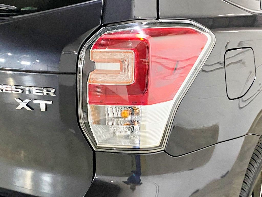 2018 Subaru Forester 2.0XT Premium CVT - 22323507 - 16