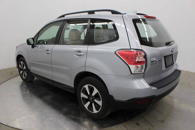 2018 Subaru Forester 2.5i - 23077594 - 34