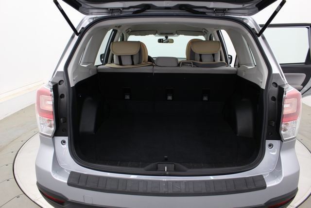 2018 Subaru Forester 2.5i - 23077594 - 37