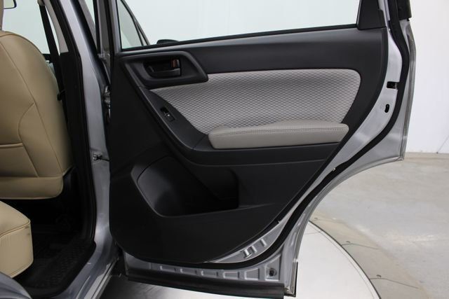 2018 Subaru Forester 2.5i - 23077594 - 45