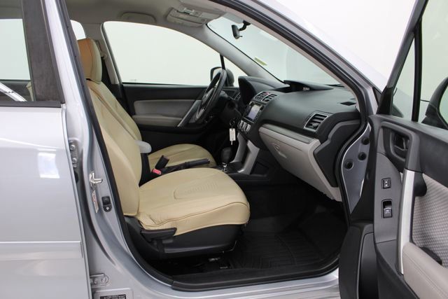 2018 Subaru Forester 2.5i - 23077594 - 46