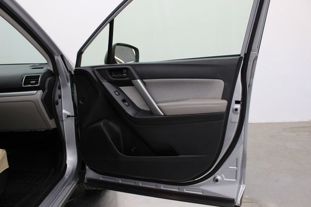 2018 Subaru Forester 2.5i - 23077594 - 48