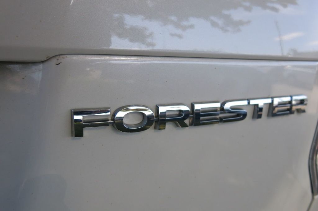 2018 Subaru Forester 2.5i CVT - 22154615 - 9