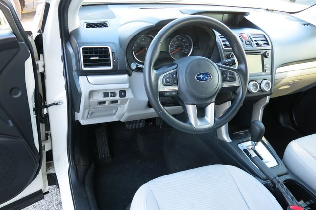 2018 Subaru Forester 2.5i CVT - 22154615 - 10