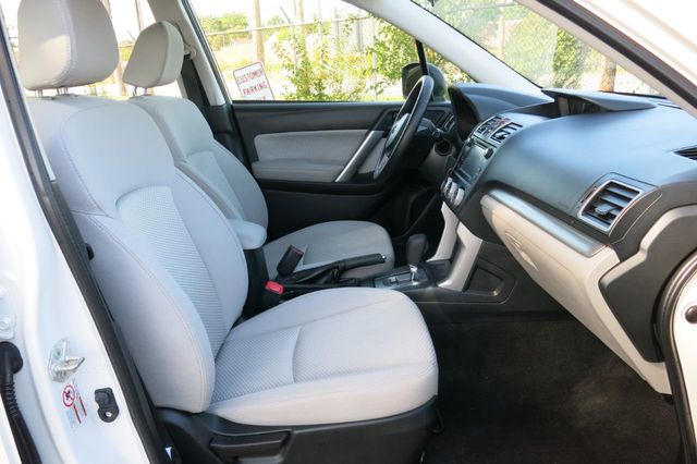 2018 Subaru Forester 2.5i CVT - 22154615 - 13