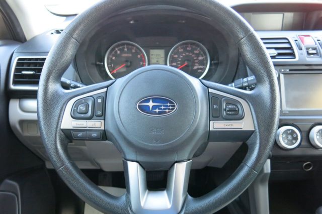 2018 Subaru Forester 2.5i CVT - 22154615 - 23