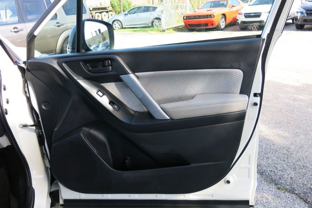 2018 Subaru Forester 2.5i CVT - 22154615 - 47