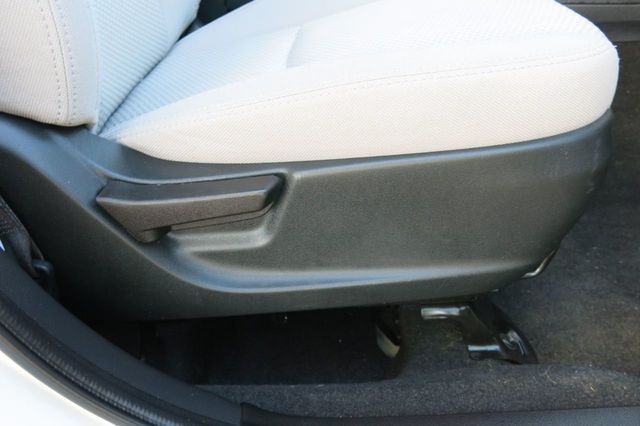 2018 Subaru Forester 2.5i CVT - 22154615 - 58