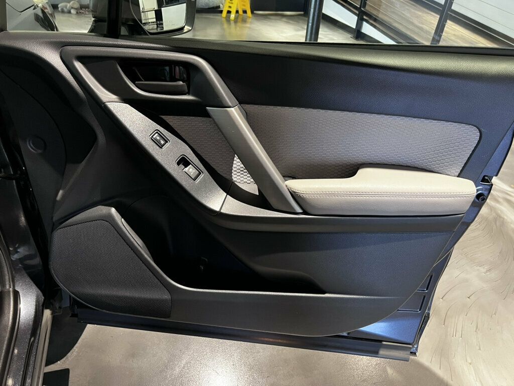 2018 Subaru Forester 2.5i CVT - 23079923 - 20