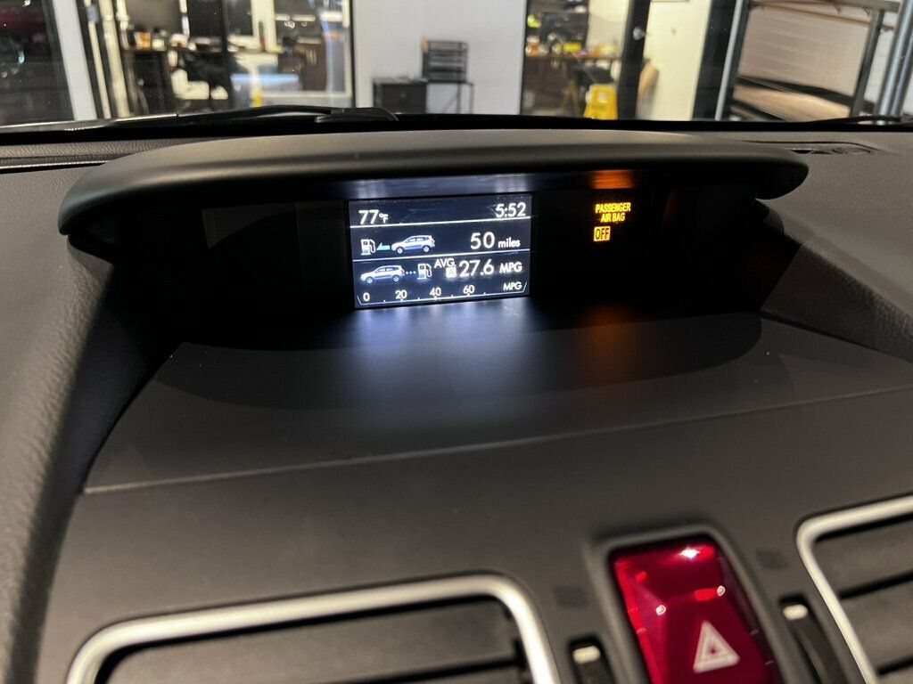 2018 Subaru Forester 2.5i CVT - 23079923 - 33