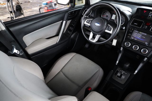 2018 Subaru Forester 2.5i CVT - 23057522 - 22