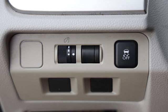 2018 Subaru Forester 2.5i CVT - 23057522 - 43