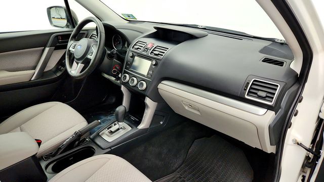 2018 Subaru Forester 2.5i CVT w/ Alloy Wheel Package - 23084032 - 21