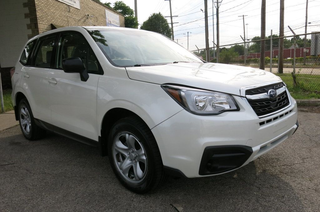 2018 Subaru Forester 2.5i Manual - 22468607 - 0