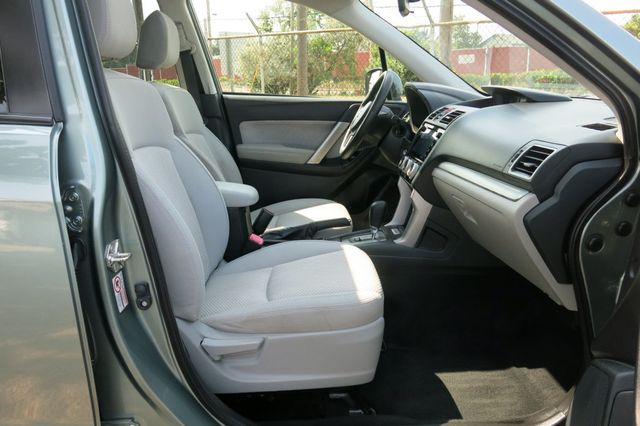 2018 Subaru Forester 2.5i Premium CVT - 23055834 - 13