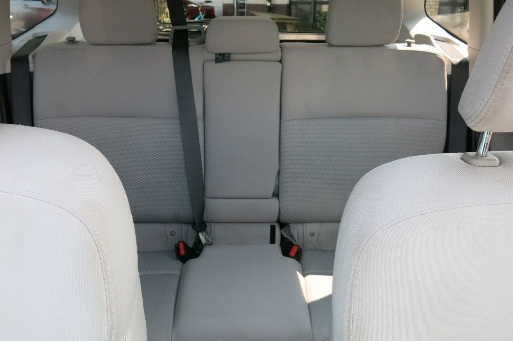 2018 Subaru Forester 2.5i Premium CVT - 23055834 - 18