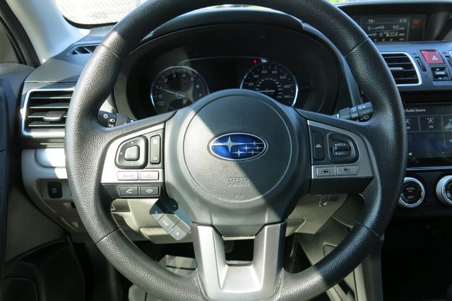 2018 Subaru Forester 2.5i Premium CVT - 23055834 - 24
