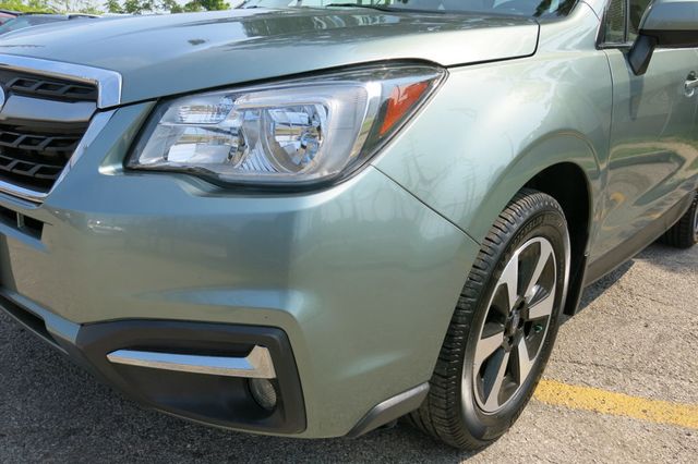 2018 Subaru Forester 2.5i Premium CVT - 23055834 - 36