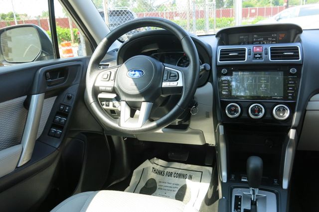 2018 Subaru Forester 2.5i Premium CVT - 23055834 - 53