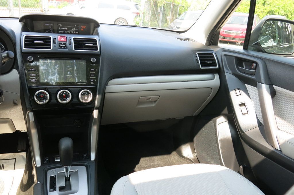 2018 Subaru Forester 2.5i Premium CVT - 23055834 - 54