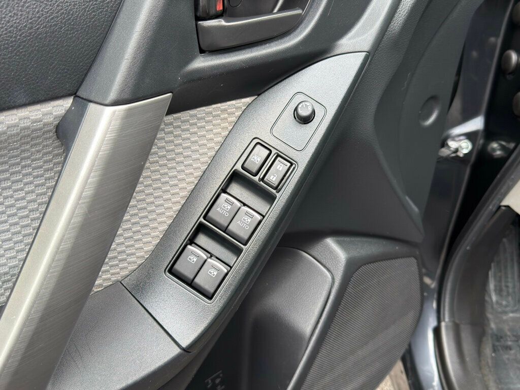 2018 Subaru Forester 2.5i Premium CVT - 22964472 - 9