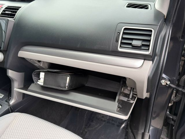 2018 Subaru Forester 2.5i Premium CVT - 22964472 - 17