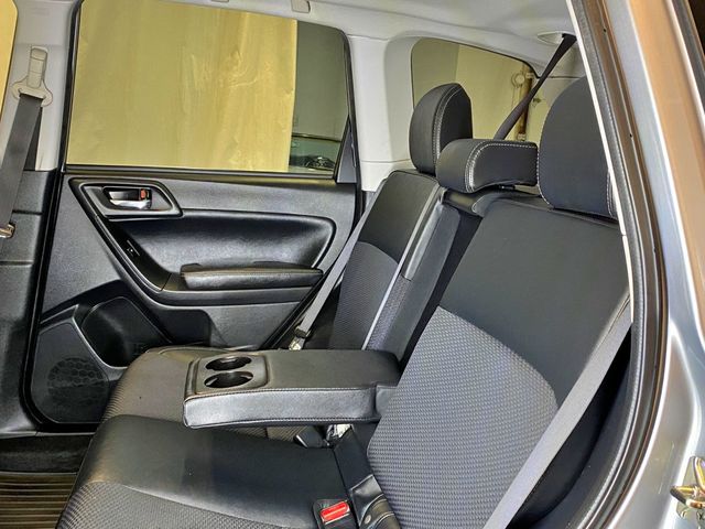 2018 Subaru Forester 2.5i Premium CVT - 23019306 - 49