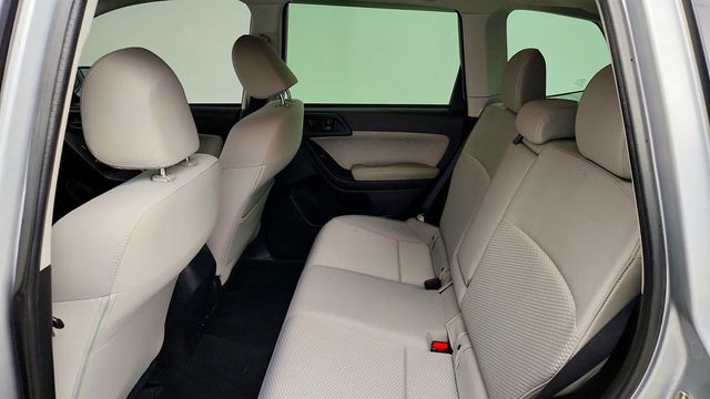 2018 Subaru Forester 2.5i Premium w/ All-Weather Package - 23080928 - 19